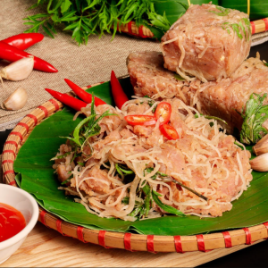 Nem chua thính Dũng Lan